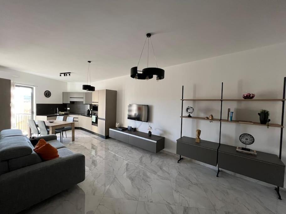 Gozo - 3 Bedroom - Brand New Zebbug  외부 사진